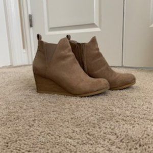 Cute Suede Wedge Booties Size 8